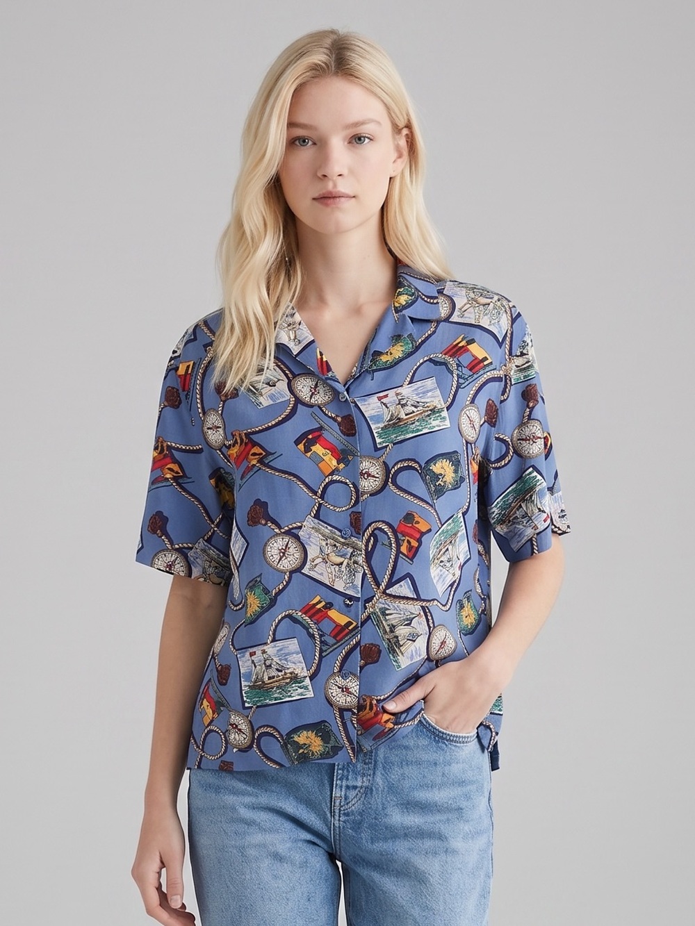 Casual Corner Vintage 100% Silk Blue Nautical Print Short-Sleeve Button-Up Top.